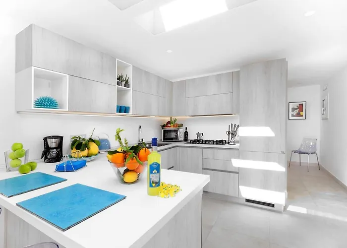 - Casa Cristallo Holiday home *