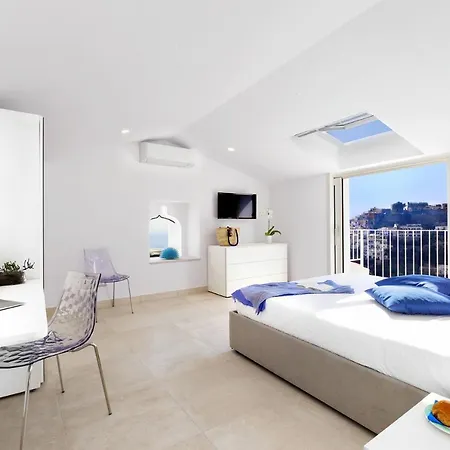 - Casa Cristallo Holiday home