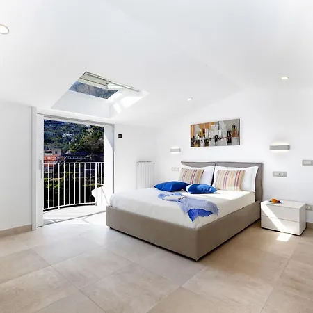 - Casa Cristallo Holiday home *