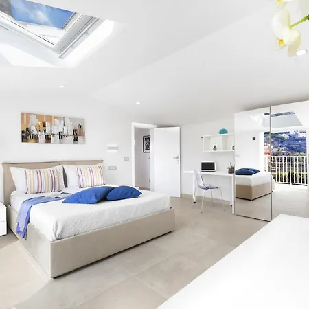 - Casa Cristallo Holiday home *